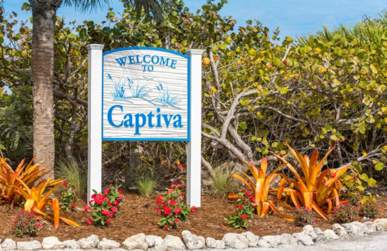 Town sign of Captiva Island Florida
